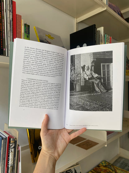 PATRICIA OSMOND / Princess Ghyka and Miss Florence Blood at the Gamberaia. Stories from the Letters and Diaries of Mary and Bernard Berenson and of Other Neighbors, Friends, and Visitors on "Our Hillside"